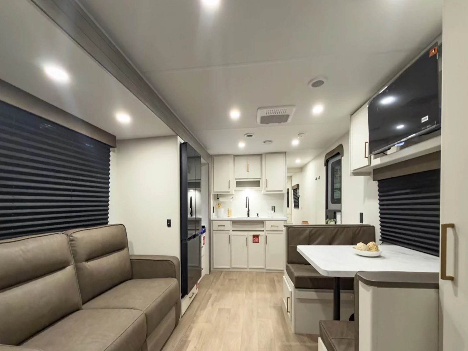 2027 Grand Design Transcend 295QBT TRAVEL TRAILER