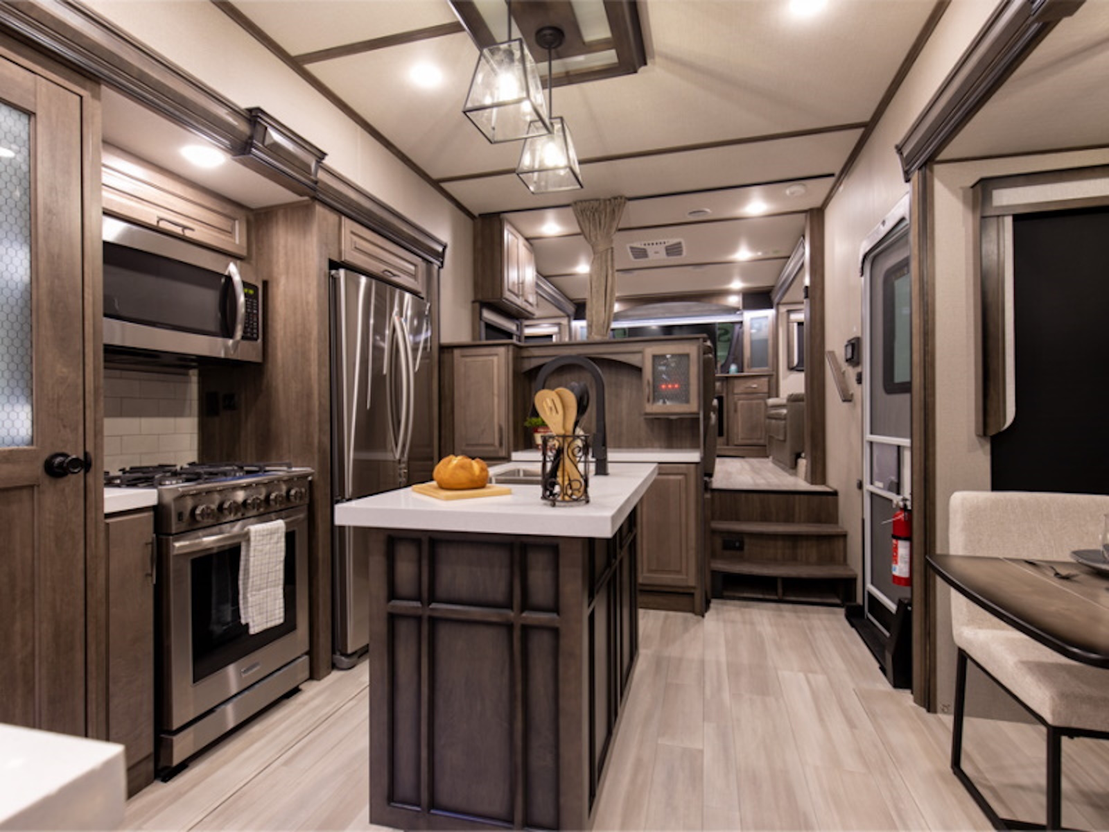 2022 Grand Design Solitude 382WB Fifth Wheel