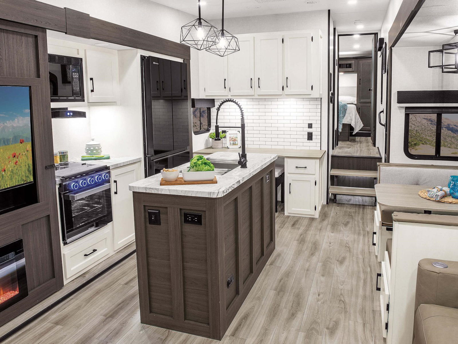 2027 Venture RV SportTrek Fifth Wheel STF303VIK FIFTH WHEEL