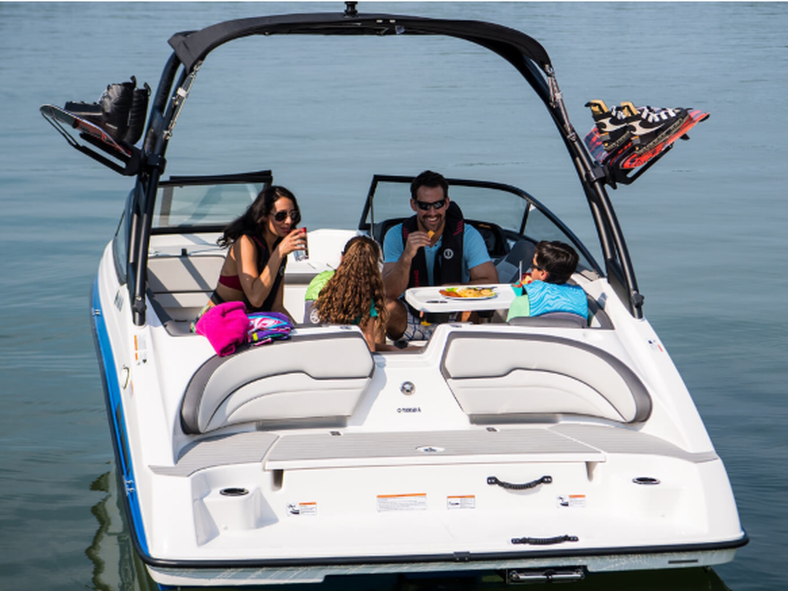 2019 Yamaha Boats AR190 Boat