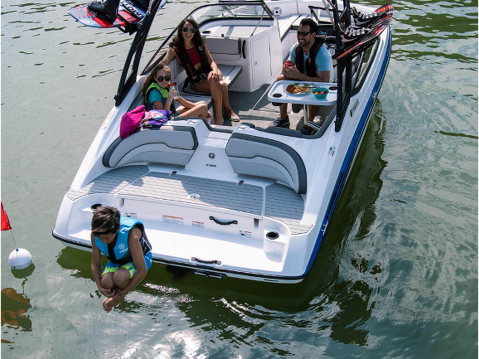 2019 Yamaha Boats AR190 Boat