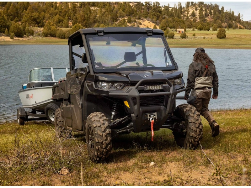 2023 CAN-AM Defender Max Lone Star Cab UTV