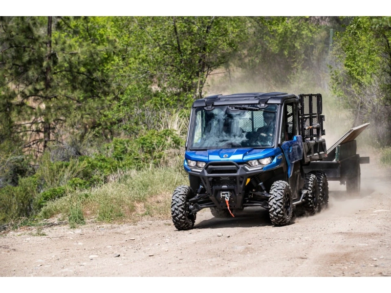 2023 CAN-AM Defender Max Lone Star Cab UTV