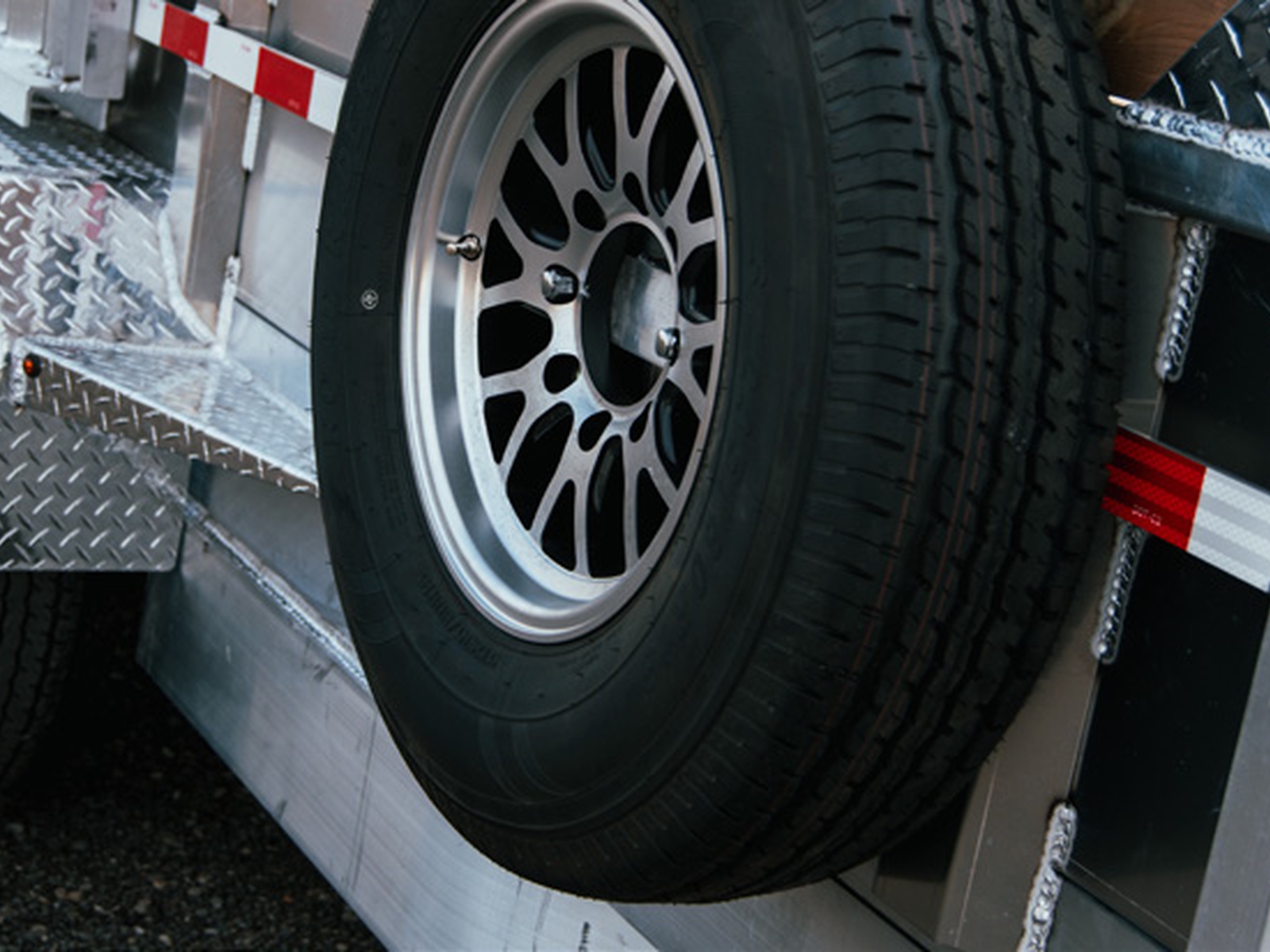 2026 Nordtek Trailers DMP-UD-3SA21K-GN-82X16 Dump Trailers