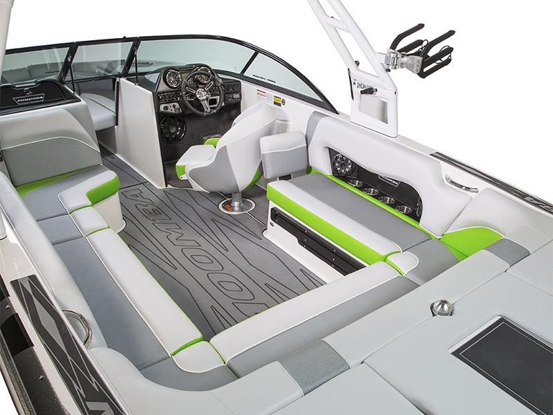2016 Moomba Mojo Boat