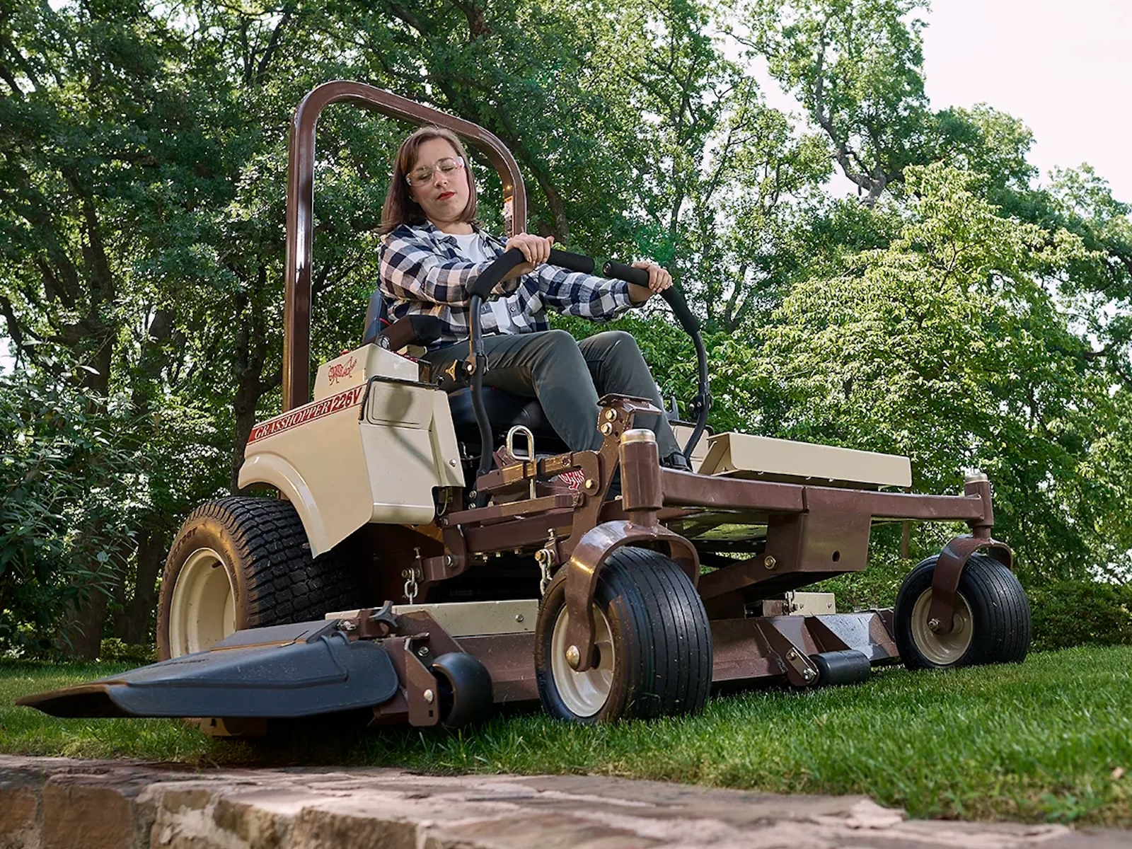 2027 Grasshopper 227V-G4 KW Mower-ZTR
