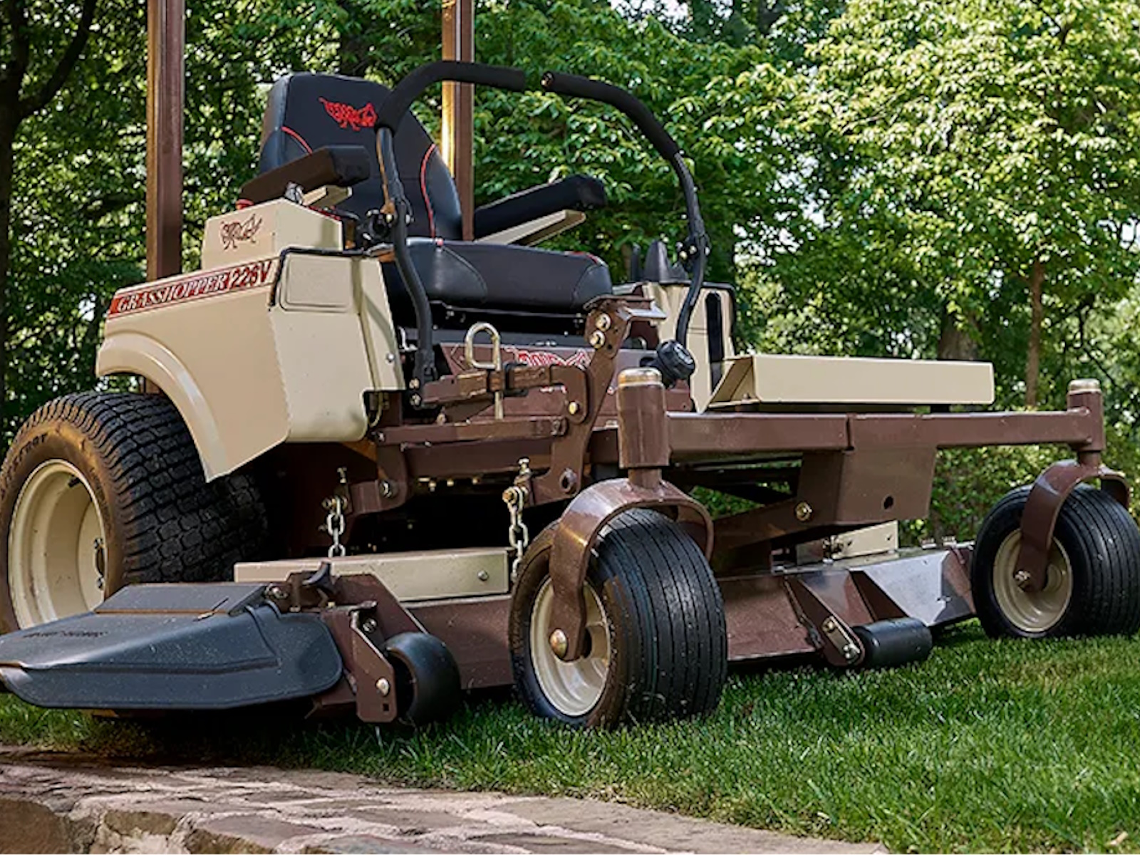 2027 Grasshopper 227V-G4 KW Mower-ZTR