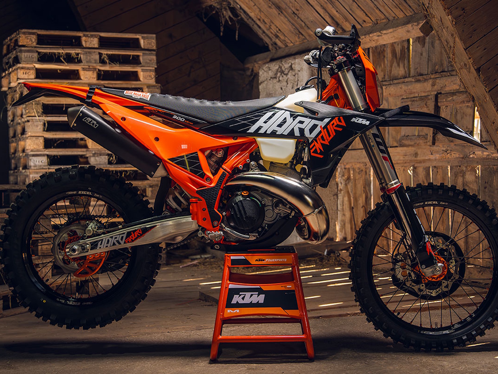 2027 KTM 300 XC-W HARDENDURO DIRT BIKE