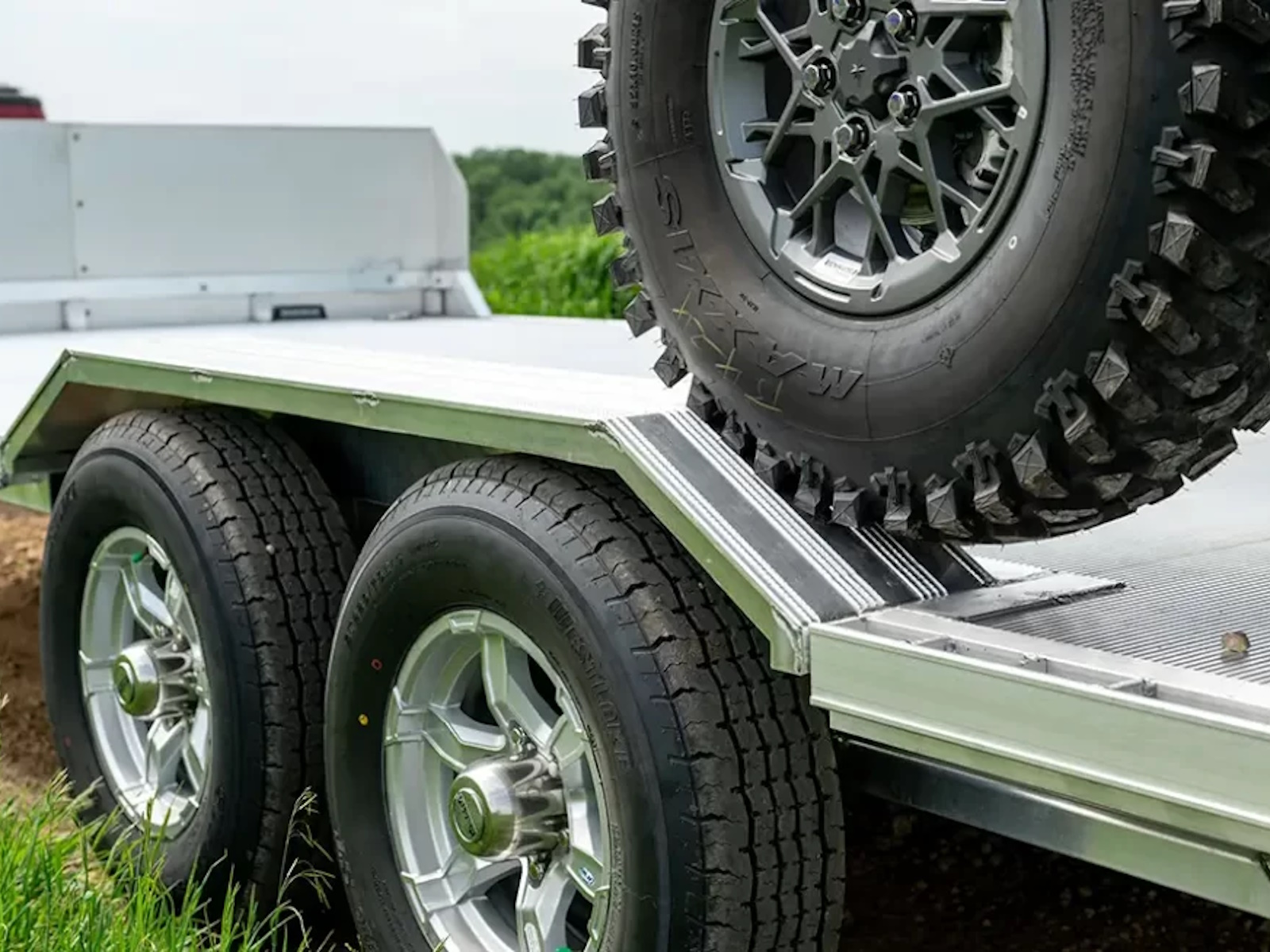 2025 Aluma Utility Trailer WB18-TA-EL-DOF-R-RR-RTD Car Haulers