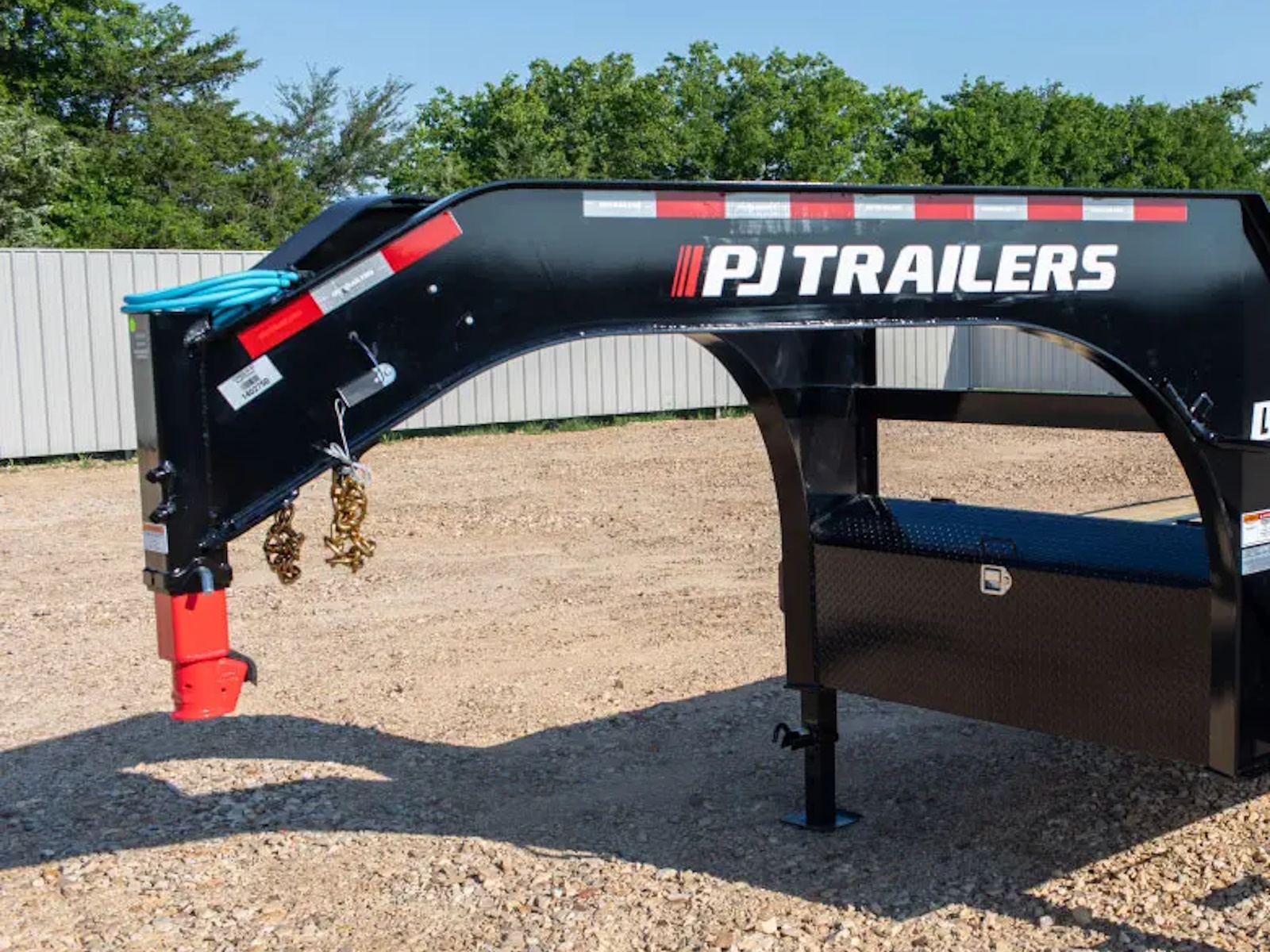 2027 PJ Trailers Low-Pro Flatdeck With 7K Singles (LS) Flatbed Trailer