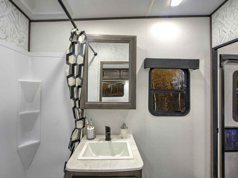 2022 Cruiser RV Stryker Travel Trailer
