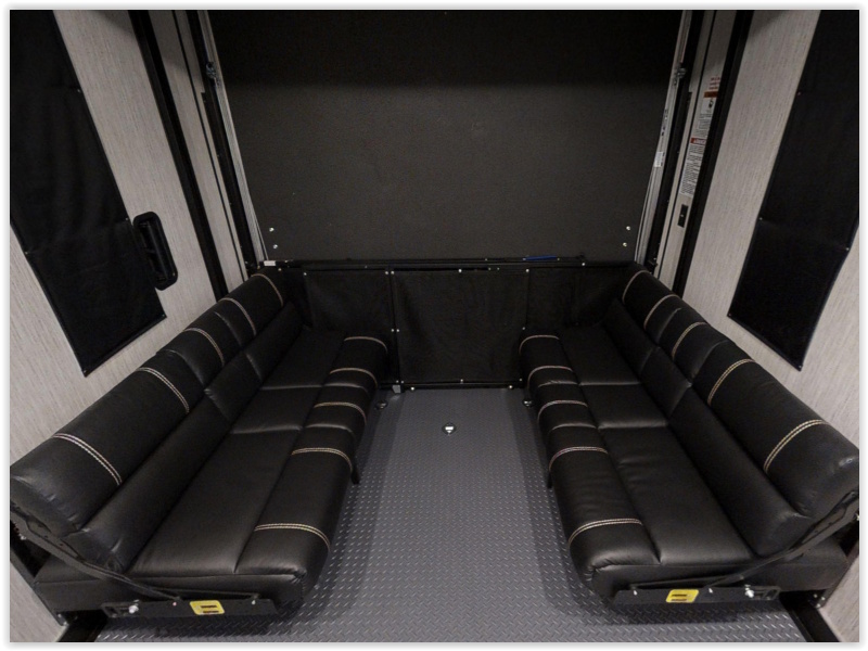 2021 Forest River CHEROKEE WOLF PACK 23 FT Trailer