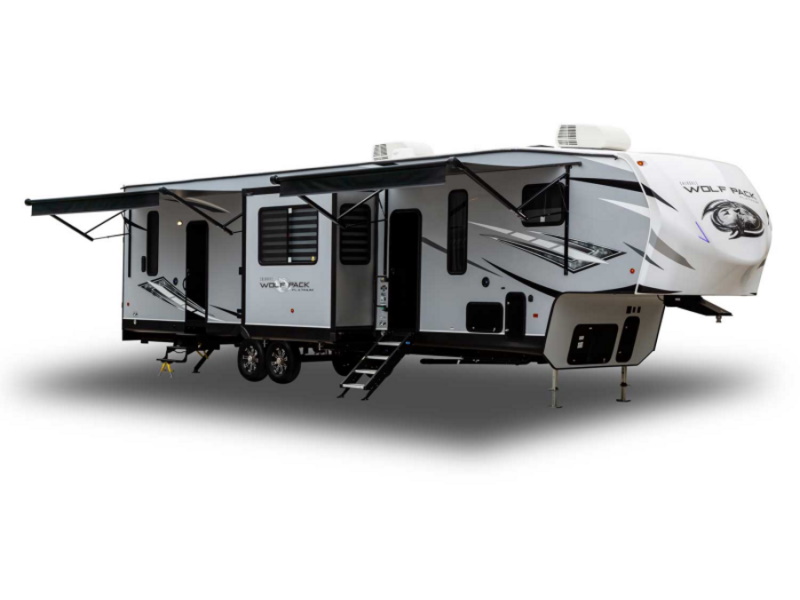 2021 Forest River CHEROKEE WOLF PACK 23 FT Trailer