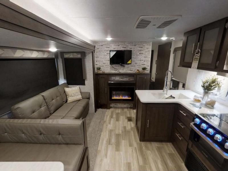 2020 Forest River Salem Midwest 31KQBTS Travel Trailer