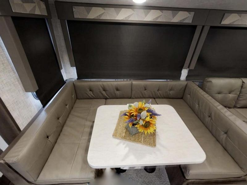 2020 Forest River Salem Midwest 31KQBTS Travel Trailer