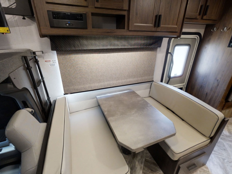 2021 Forest River Sunseeker LE Ford Chassis 3250DSLE Motorhome