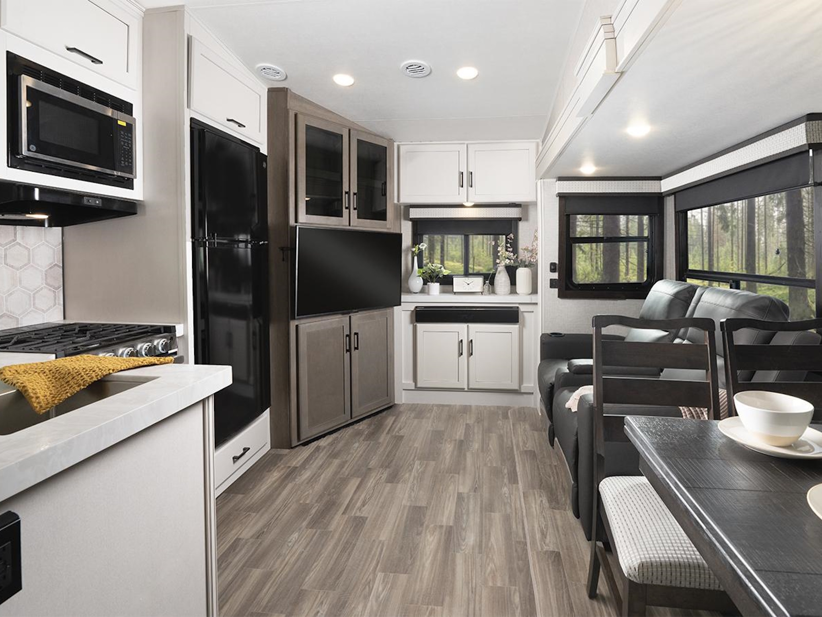 2024 Jayco Eagle 355MBQS Fifth Wheel