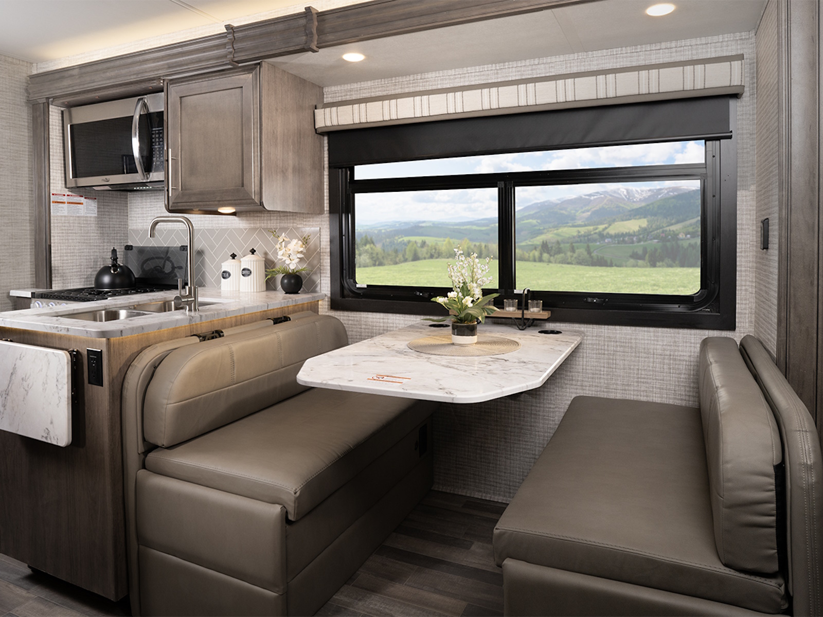 2025 Jayco Greyhawk 30Z Motorhome