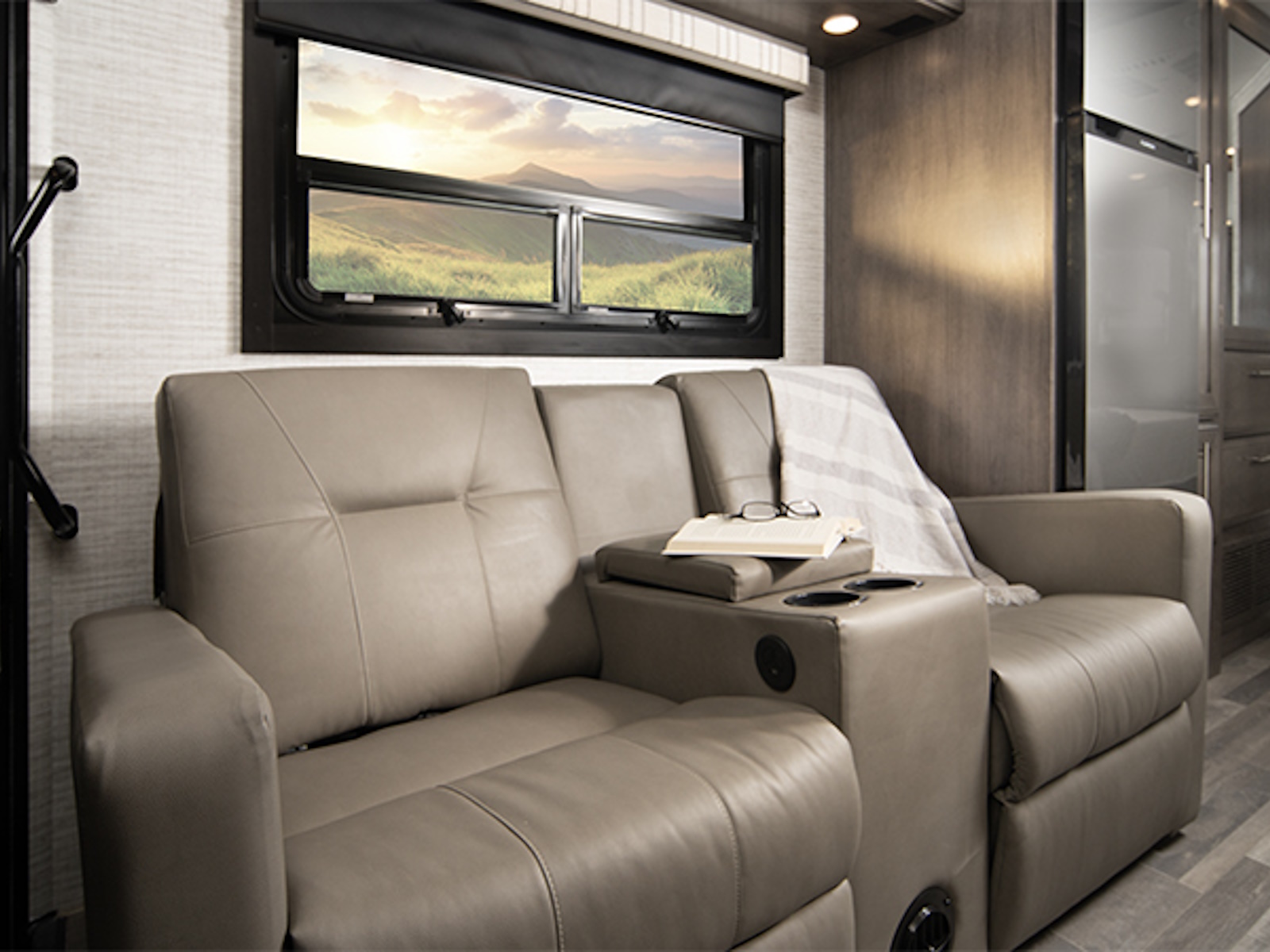 2025 Jayco Greyhawk 30Z Motorhome