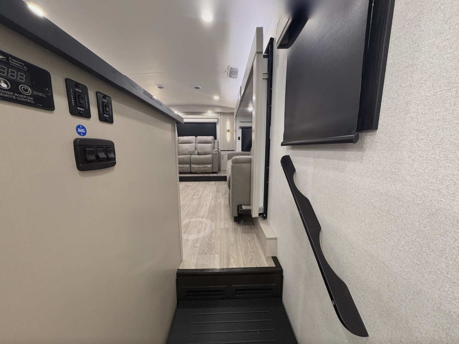 2027 Jayco North Point 383FLRB Fifth Wheel