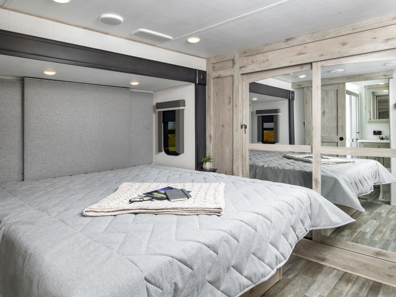 2022 Keystone RV Avalanche 378BH BUNKHOUSE FIFTH WHEEL