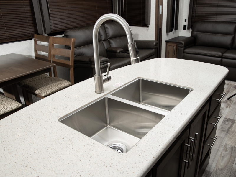 2021 Keystone RV Cougar 302RLS FIFTH WHEEL