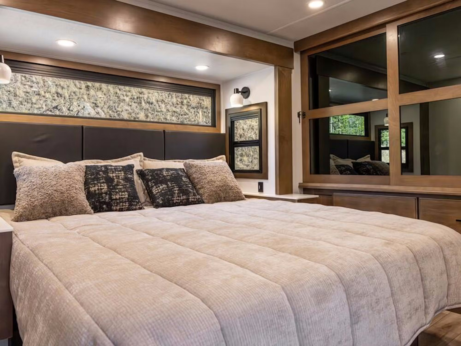 2027 Keystone RV Montana 3100RL FIFTH WHEEL