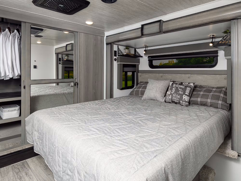 2023 Keystone RV Montana Fifth Wheel