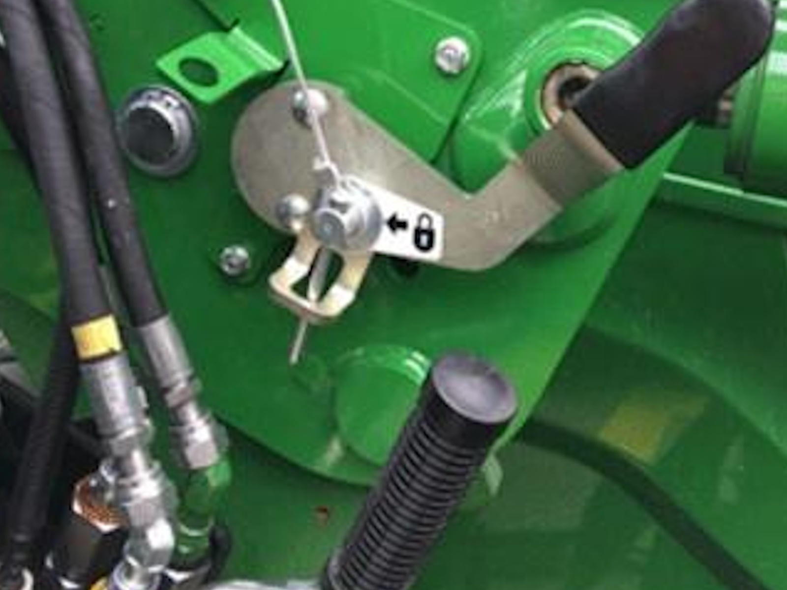 2026 John Deere 660R Compact Utility Tractors