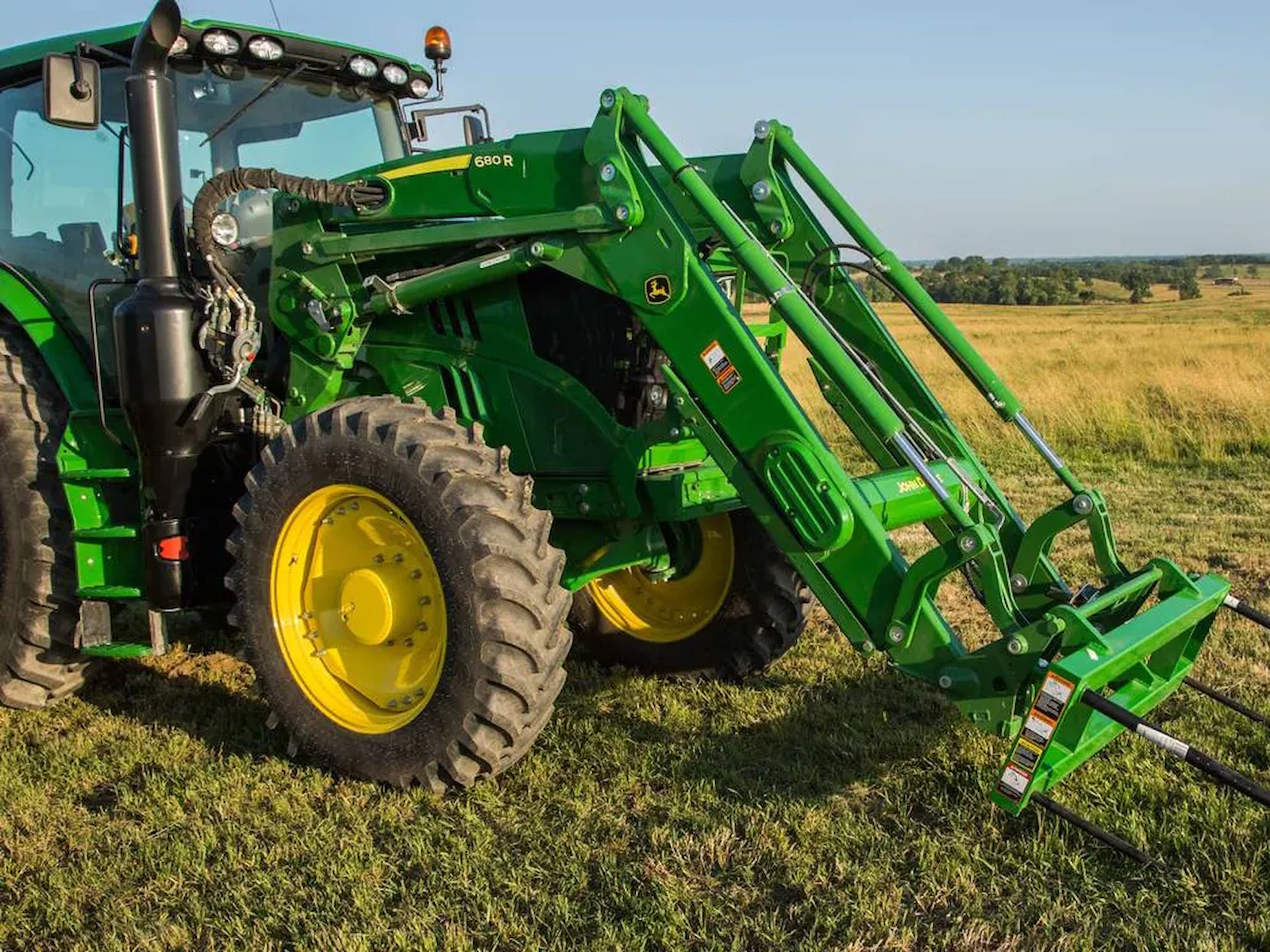 2026 John Deere 680R Compact Utility Tractors