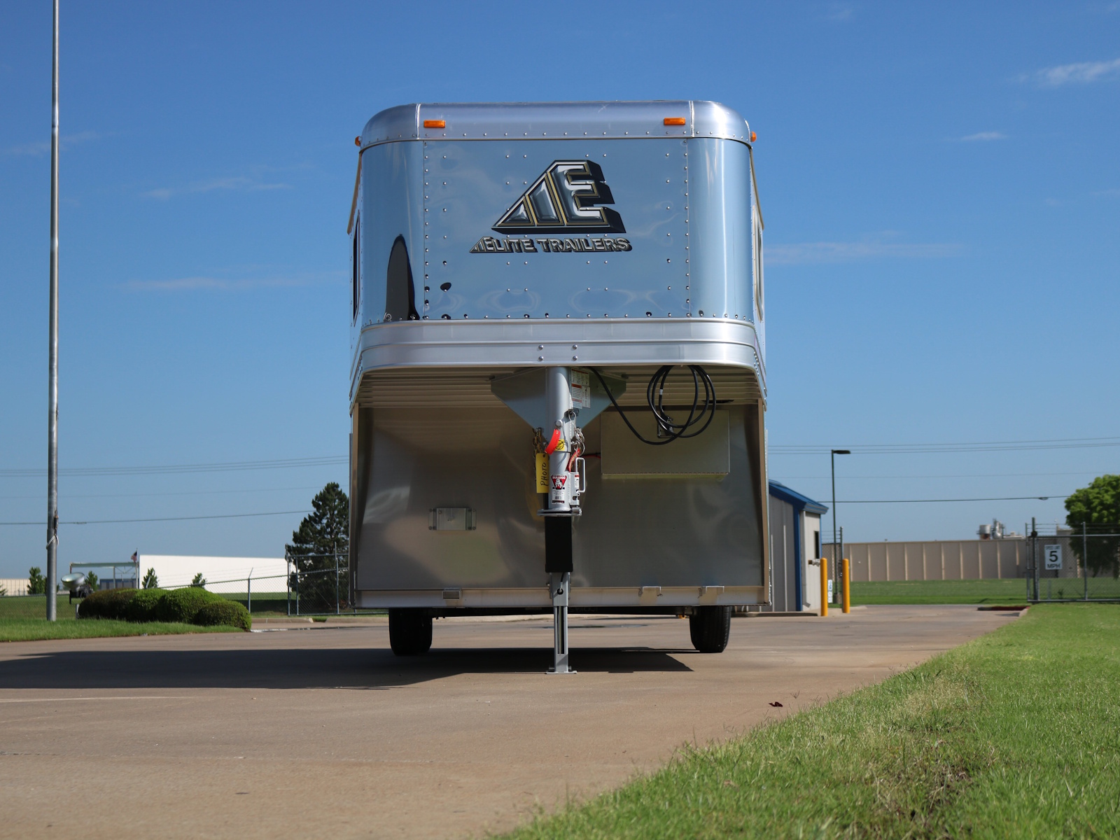 2026 Elite Trailers Gooseneck Mustang LQ Horse Trailer Horse Trailer