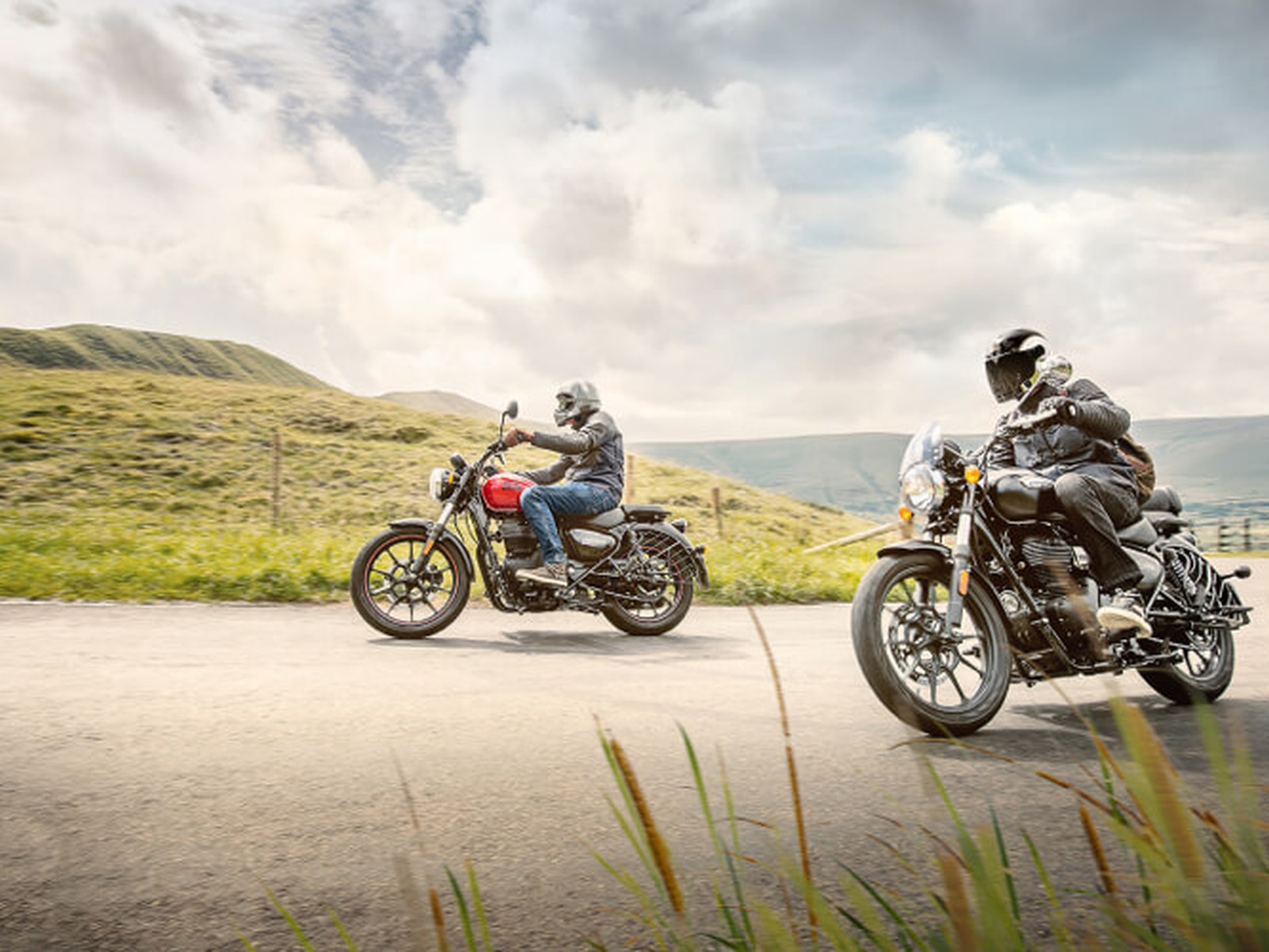 2024 Royal Enfield Meteor 350 Motorcycle / Scooter