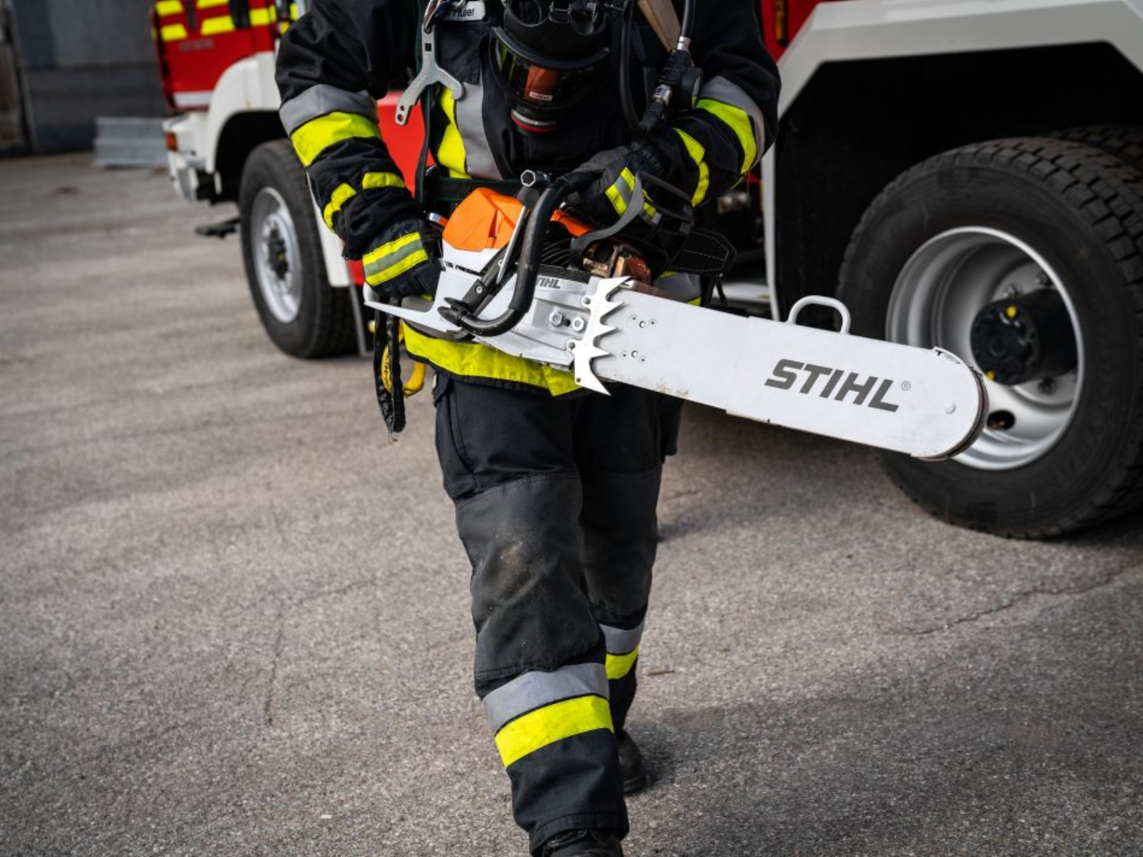 2025 Stihl MS 462 Chainsaw