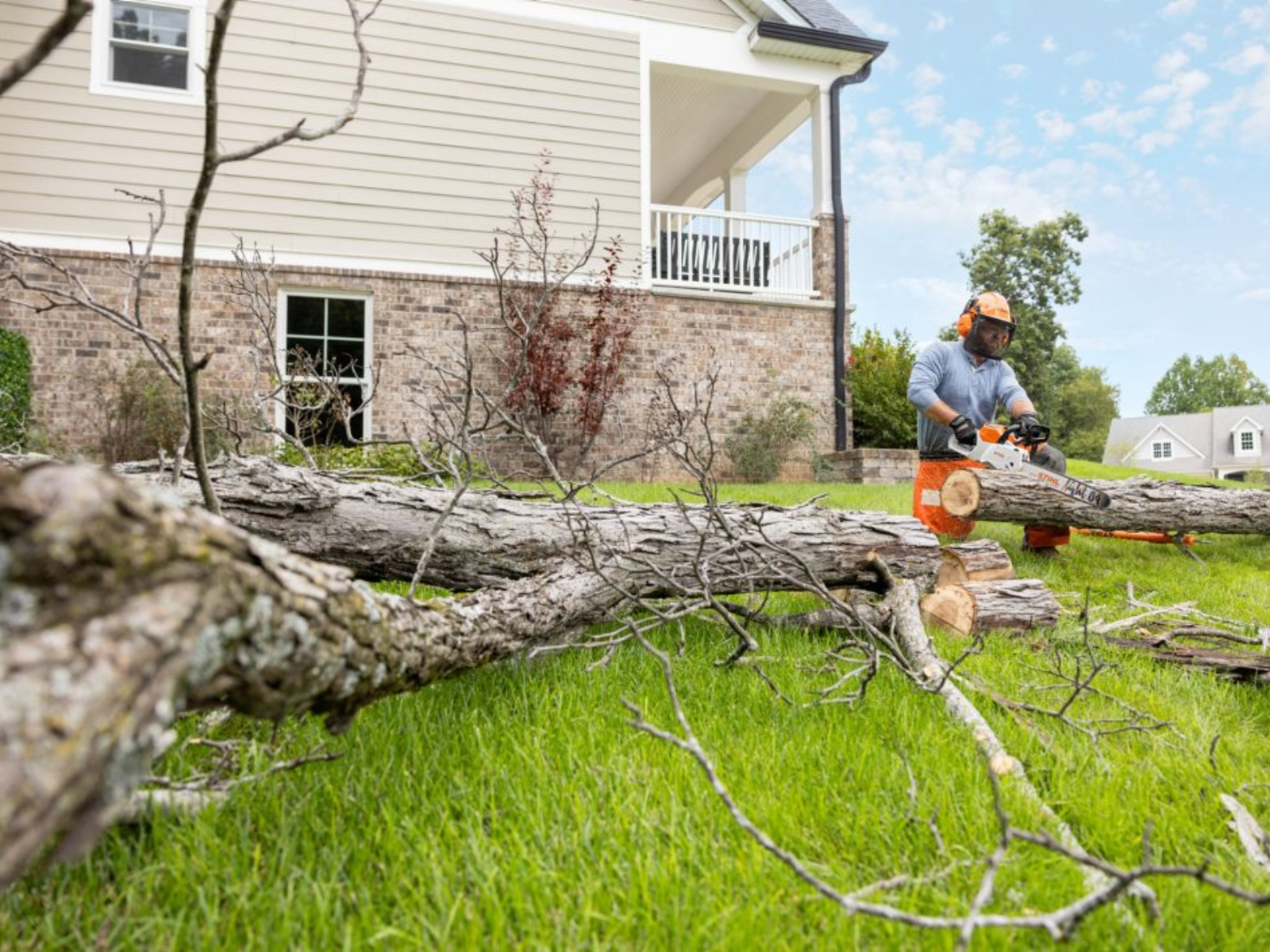 2025 Stihl MSA 220 C-B Chainsaw